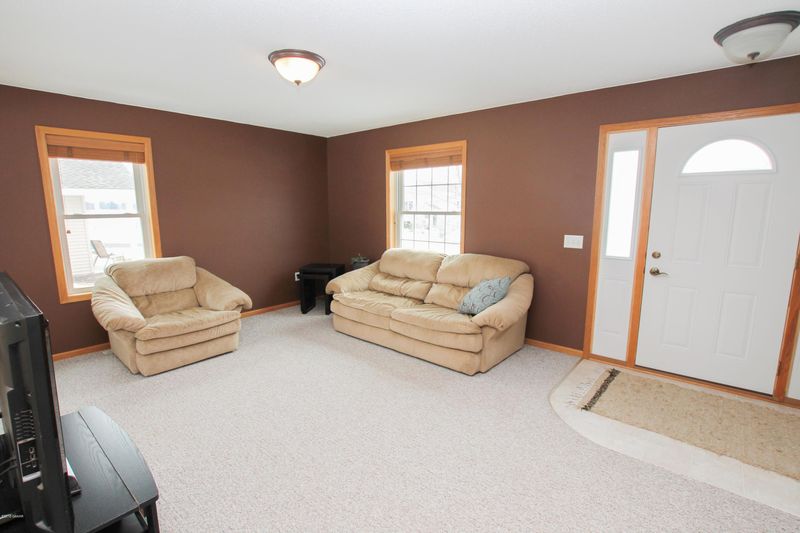 1603 Abbygail Dr, Alexandria, MN 56308