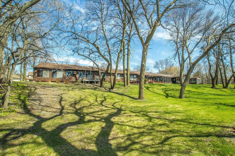 603 Edgewater Dr, Alexandria, MN 56308