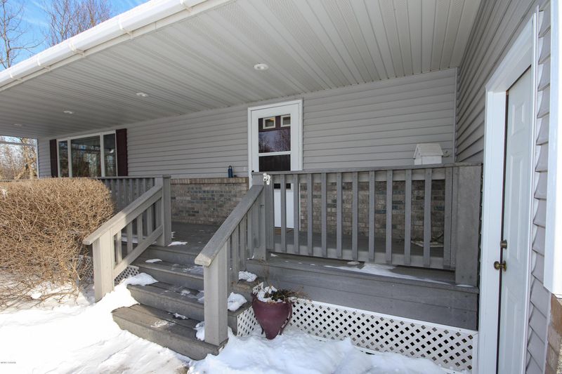 2005 Parkview Rd NE, Alexandria, MN 56308