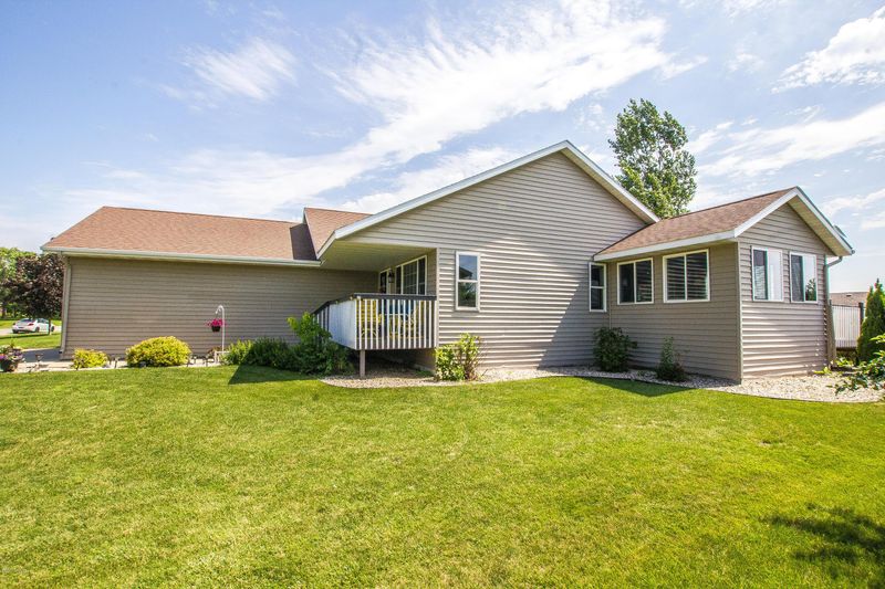 1113 Madisson St, Alexandria, MN 56308
