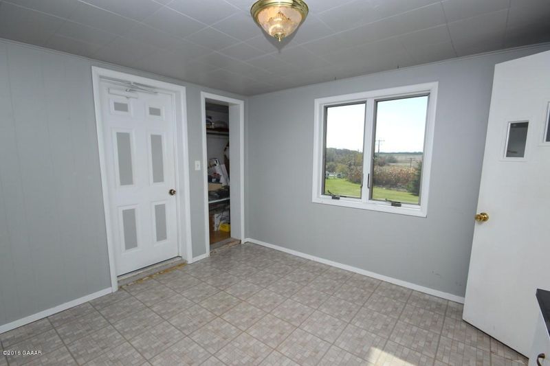 120 Woodside St S, Evansville, MN 56326