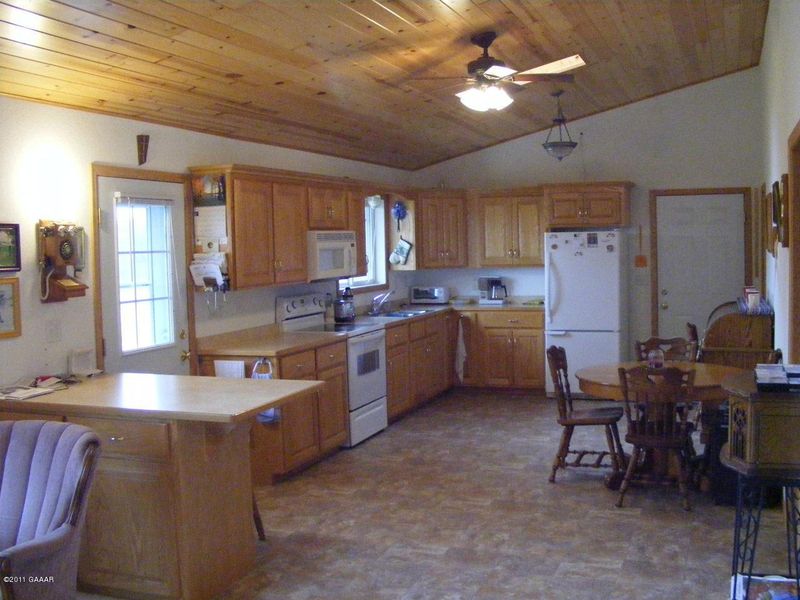 54757 County Highway 40, Henning, MN 56551