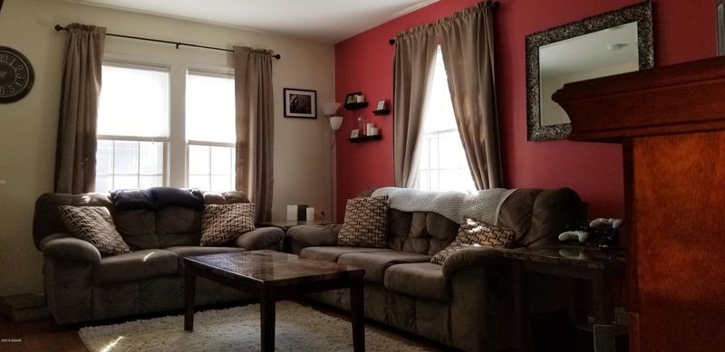 719 5th Ave E, Alexandria, MN 56308