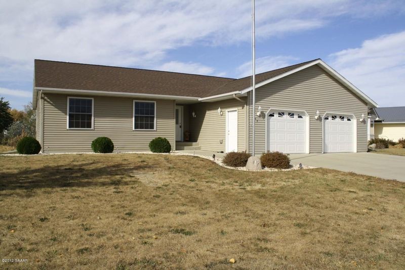 445 Main St, Evansville, MN 56326