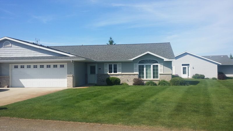 812 Amanda Ln, Alexandria, MN 56308
