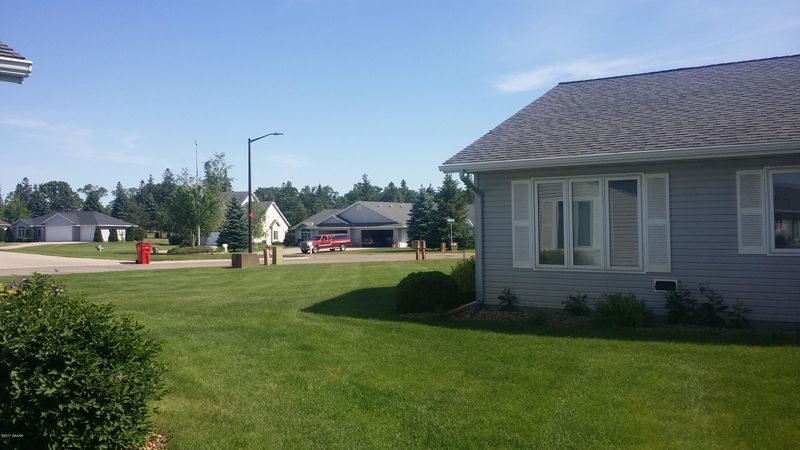 812 Amanda Ln, Alexandria, MN 56308