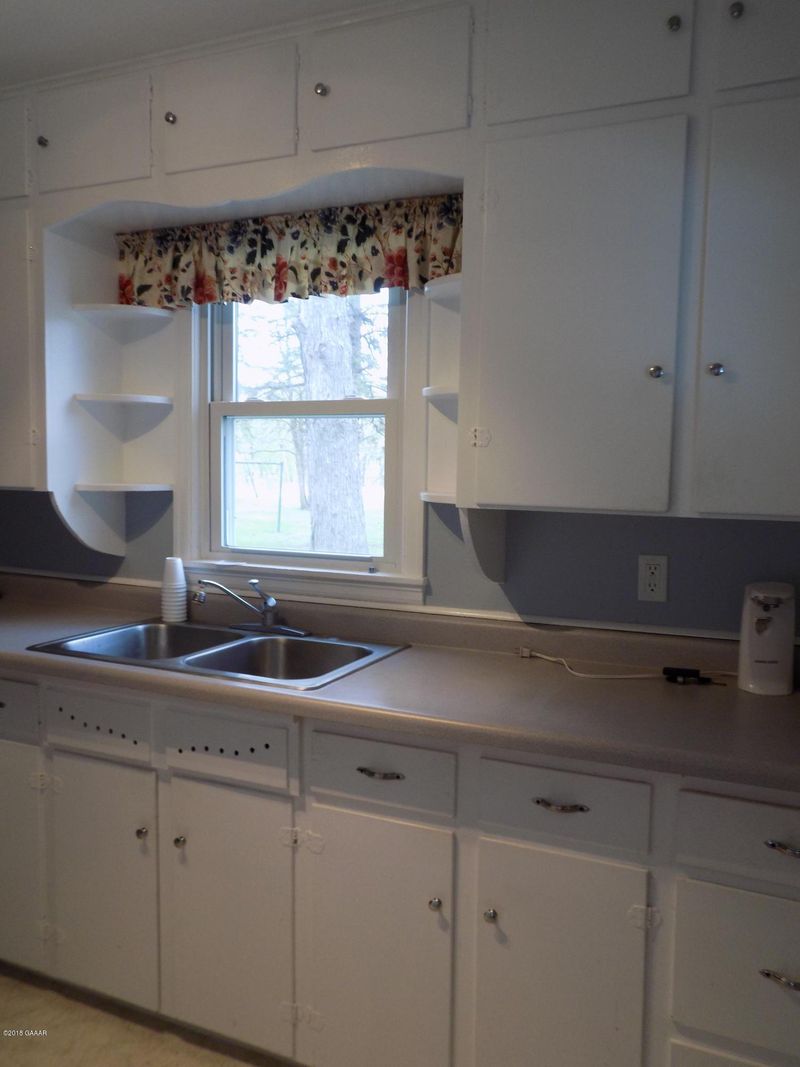 404 2nd St N, Hoffman, MN 56339