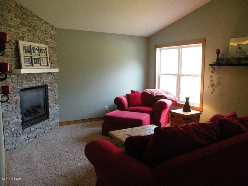 505 Bluffs Rd NW, Alexandria, MN 56308
