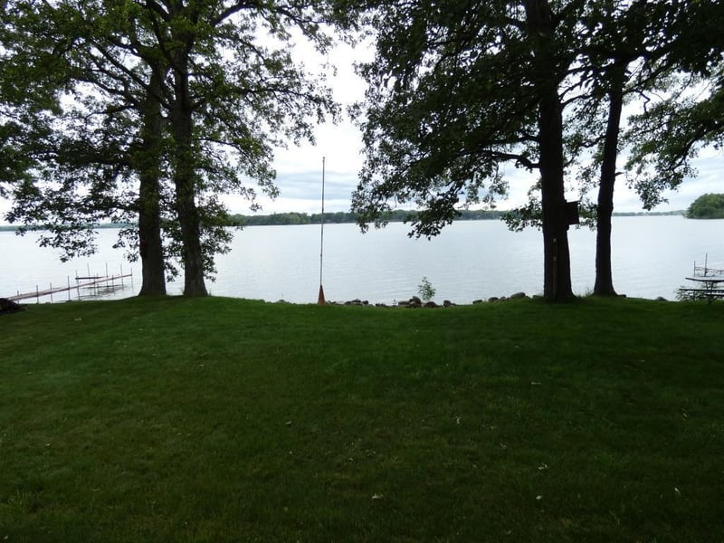 30 N Forman Rd, Currie, MN 56123