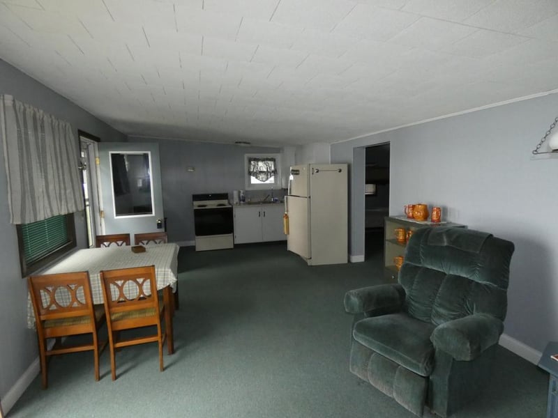 30 N Forman Rd, Currie, MN 56123