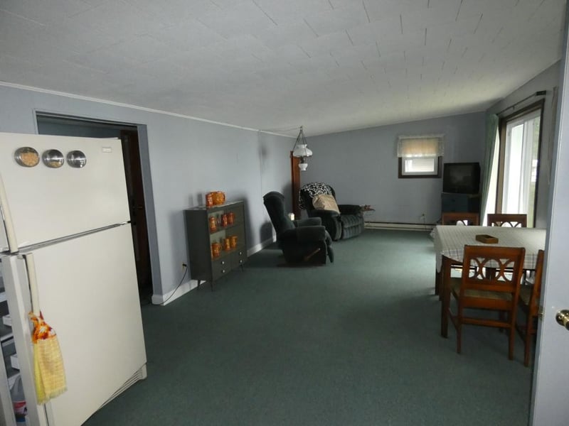 30 N Forman Rd, Currie, MN 56123