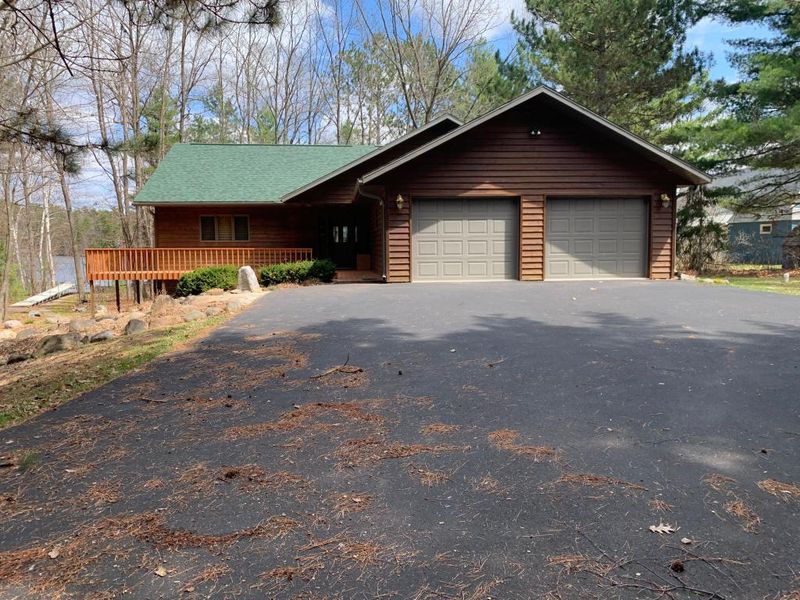 6626 N Lake Dr, Stone Lake, WI 54876