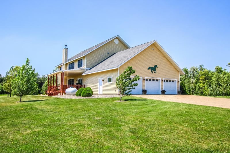 8314 Crooked Lake Rd NE, Nelson, MN 56355