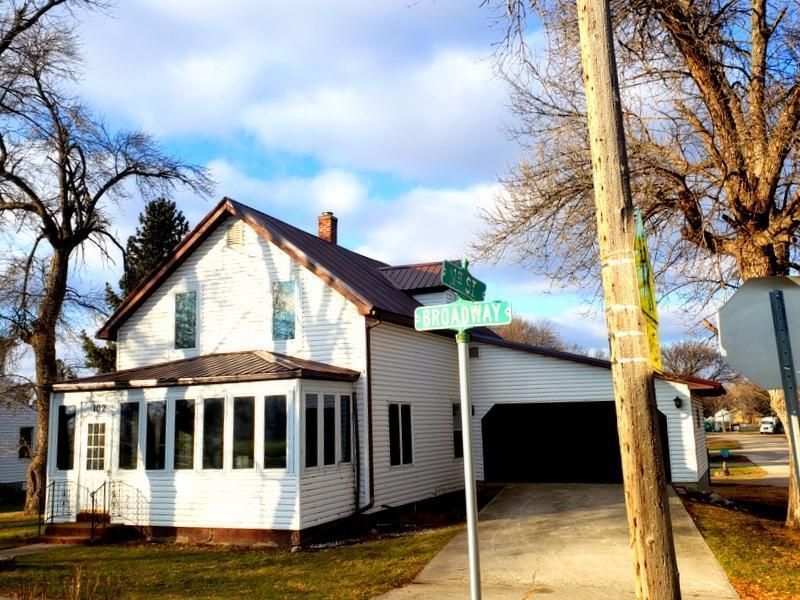 102 W Broadway, Browns Valley, MN 56219