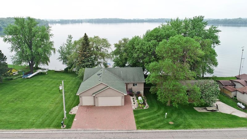 55547 County Road 38, Buffalo Lake, MN 55314