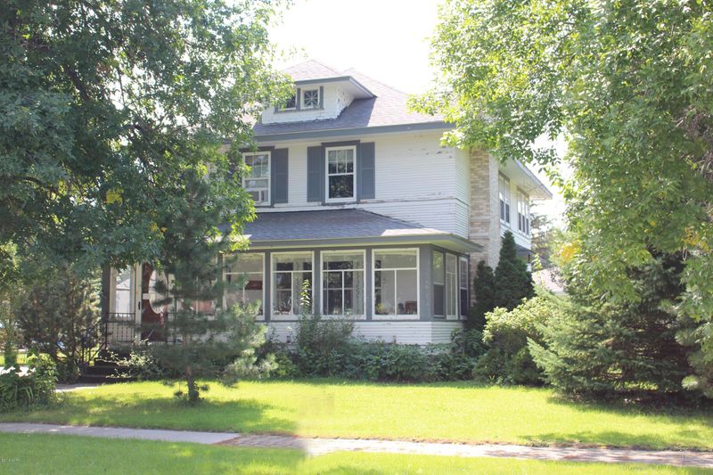 313 E Hughes St, Tyler, MN 56178
