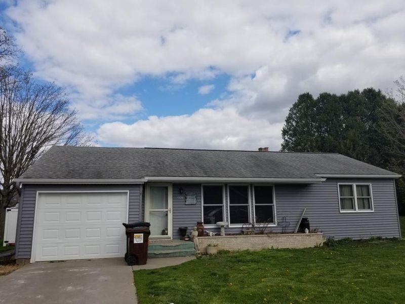 408 Oak St N, Mabel, MN 55954