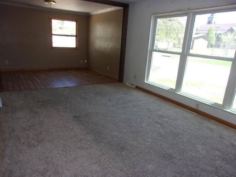 100 Birch Ave N, New Richland, MN 56072