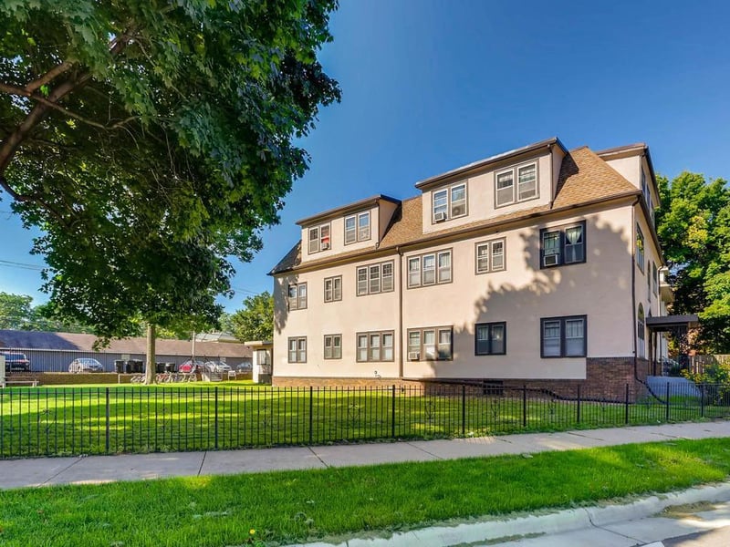 400 Marshall Ave, Saint Paul, MN 55102
