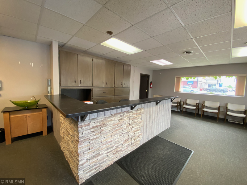 967 Lake St S, Forest Lake, MN 55025