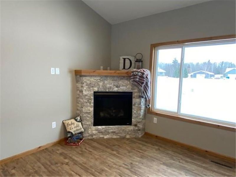2894 361st Ave NE, Cambridge, MN 55008