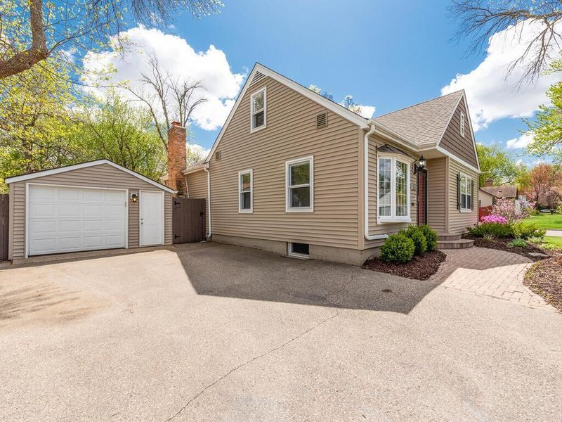 7345 1st Ave S, Richfield, MN 55423