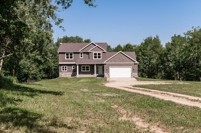 14541 Sherwood Trl, Zumbrota, MN 55992