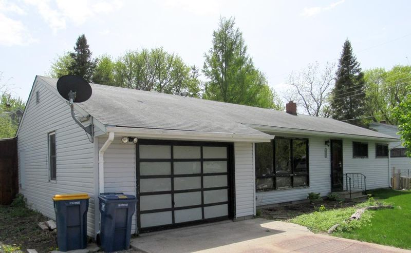 236 E 12th St, Gibbon, MN 55335