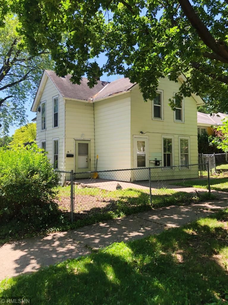 82 Jessamine Ave E, Saint Paul, MN 55117