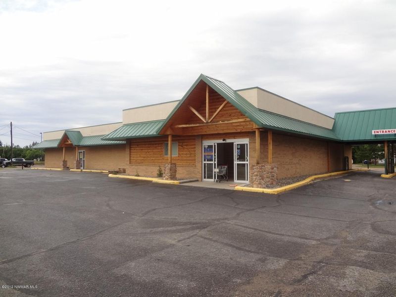 225 Paul Bunyan Dr NW, Bemidji, MN 56601