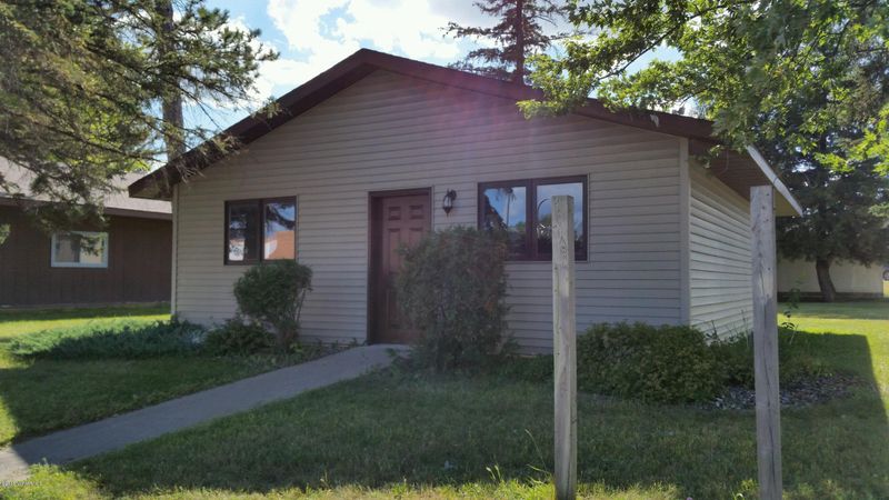 121 Main Ave N, Bagley, MN 56621
