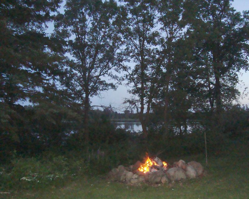 14985 366th St, Bagley, MN 56621