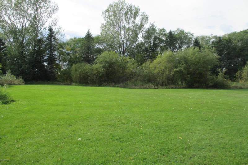 325 NW 2nd St, Mcintosh, MN 56556