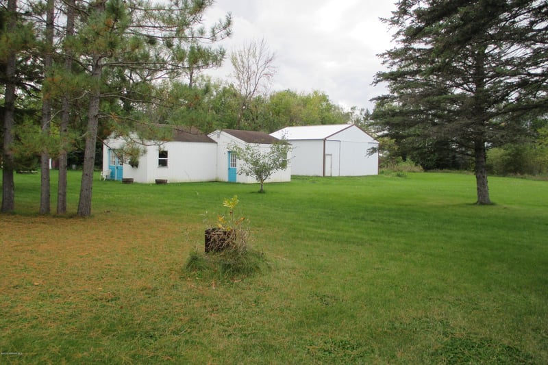 325 NW 2nd St, Mcintosh, MN 56556