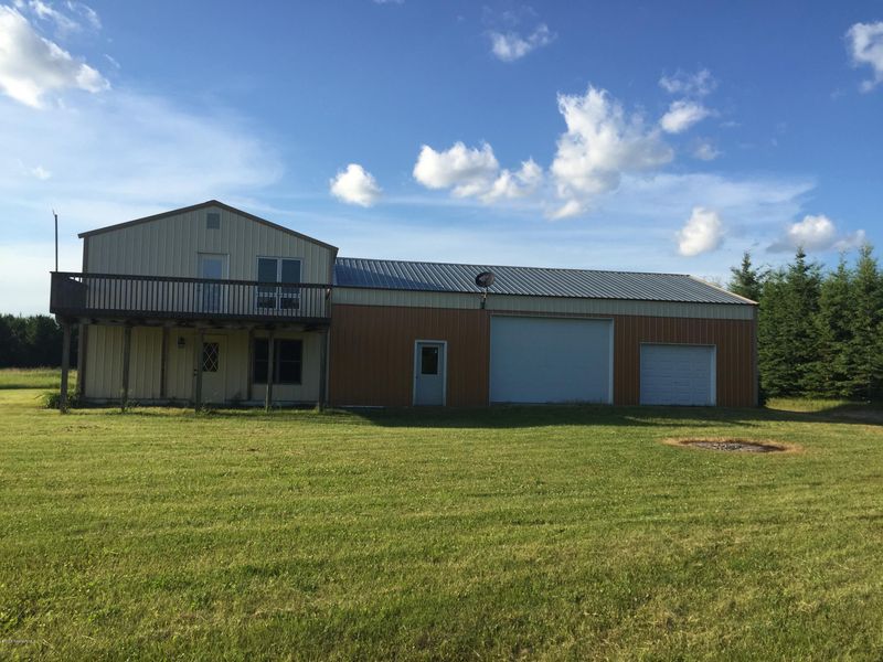 47246 165th St, Roseau, MN 56751