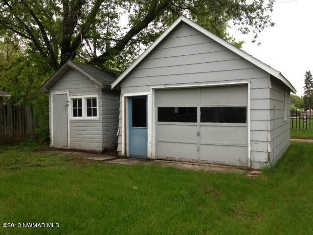 507 21st St NW, Bemidji, MN 56601