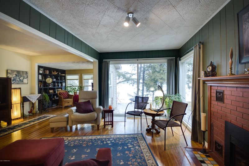 1507 Lake Irving Dr, Bemidji, MN 56601
