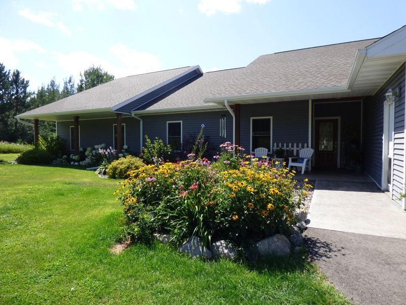 4179 Anitas Way SW, Bemidji, MN 56601
