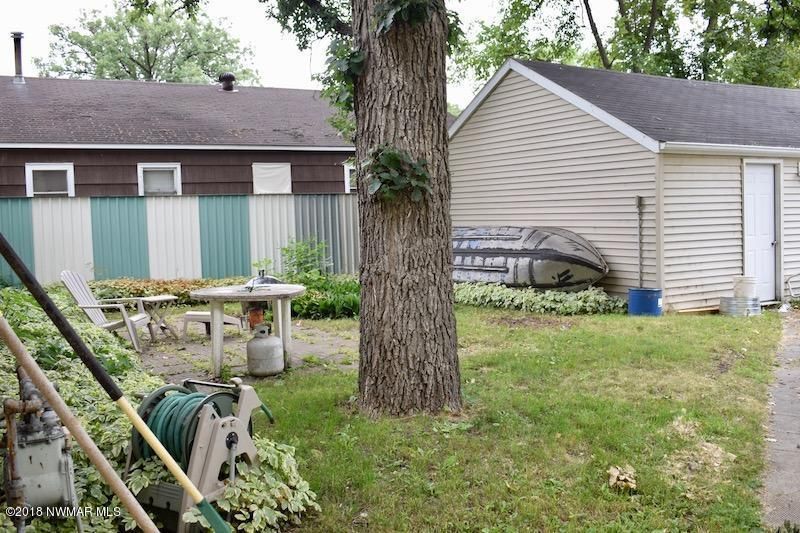 110 Markley Ave S, Thief River Falls, MN 56701