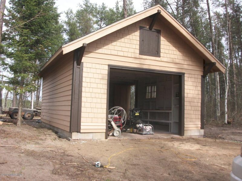 1262 Adelia Dr SE, Bemidji, MN 56601