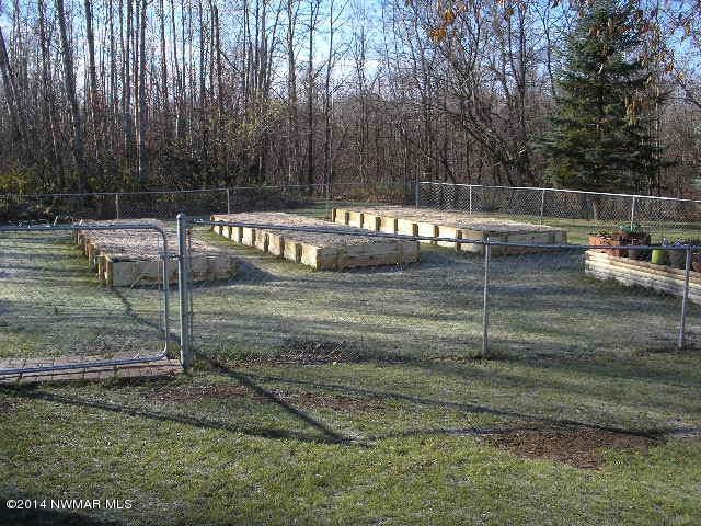 39483 County 8 Rd, Wannaska, MN 56761