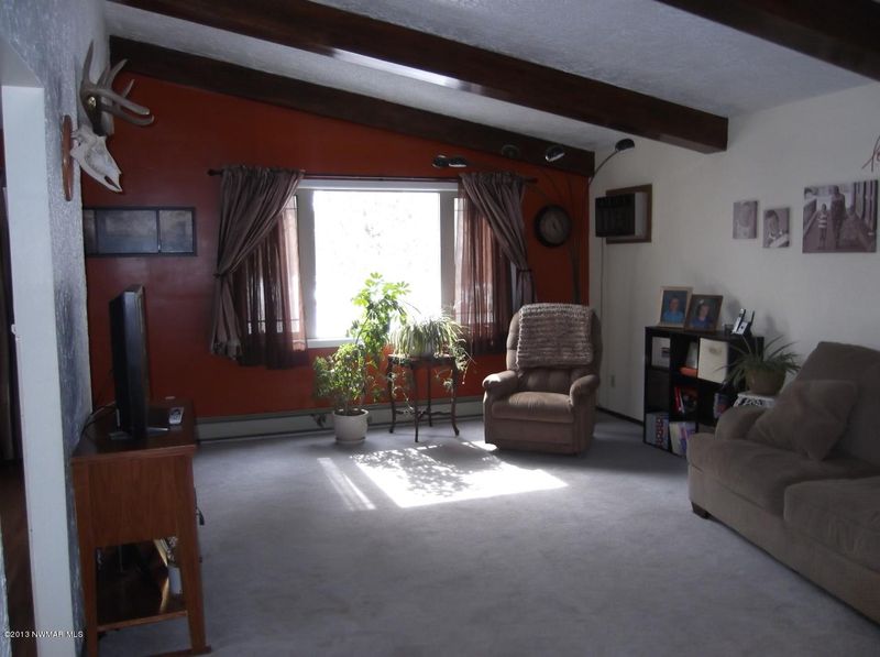 916 Patricia Ln, Bagley, MN 56621