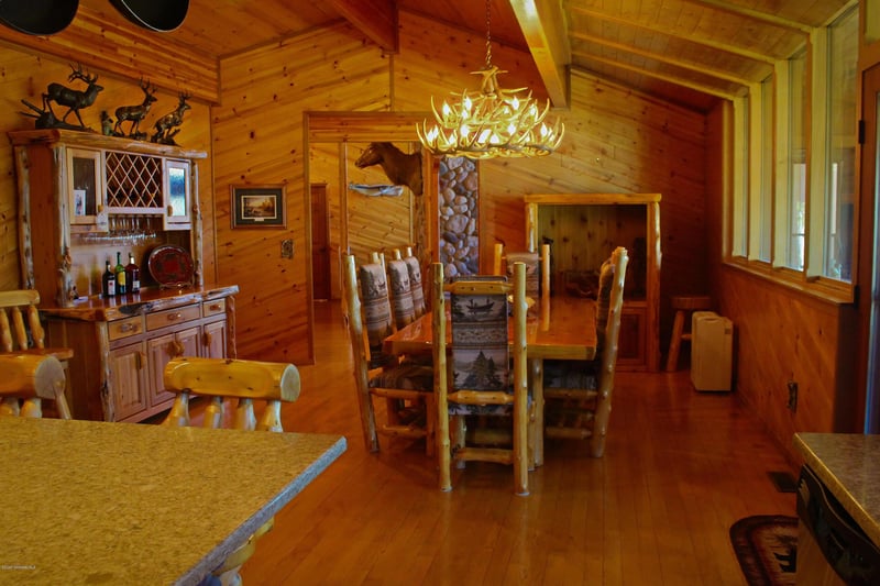 1424 St Hwy 172 NW, Baudette, MN 56623