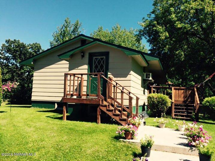 56636 County Road 137 Rd, Warroad, MN 56756