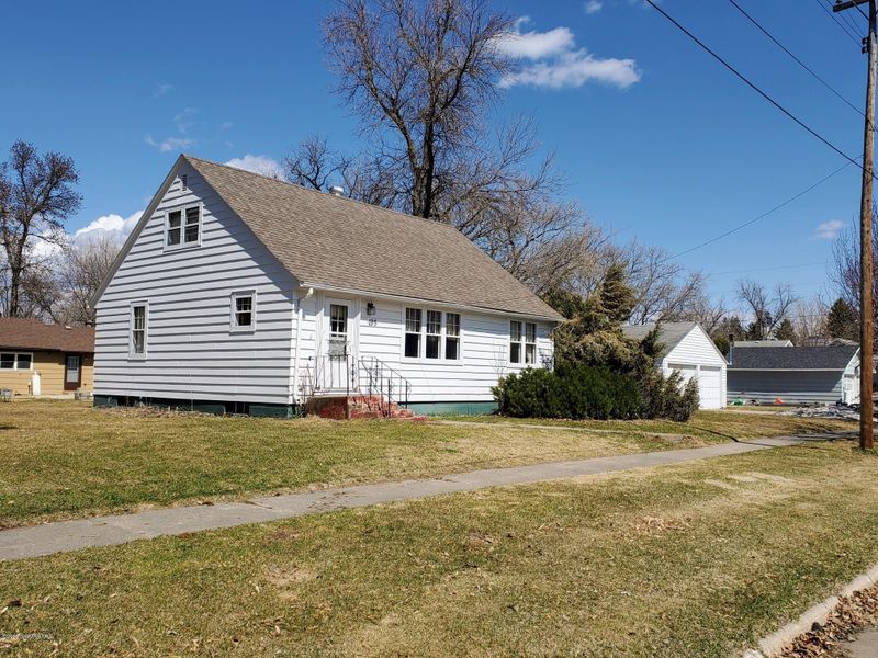 480 Parrel Ave, Alvarado, MN 56710