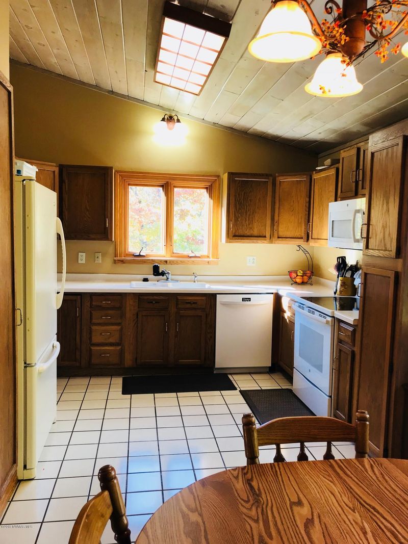 13716 Birchmont Beach Rd NE, Bemidji, MN 56601