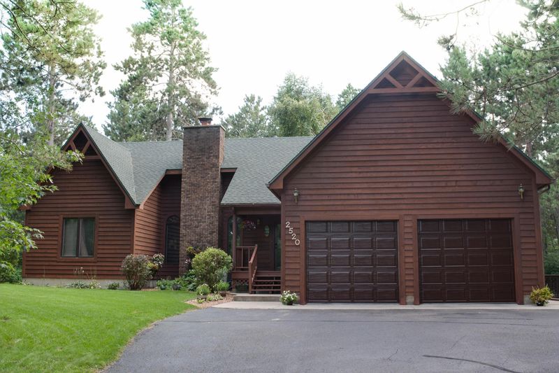 2520 Carol Dr NE, Bemidji, MN 56601