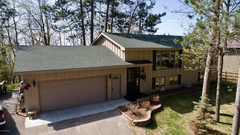 2285 Carol Dr NE, Bemidji, MN 56601