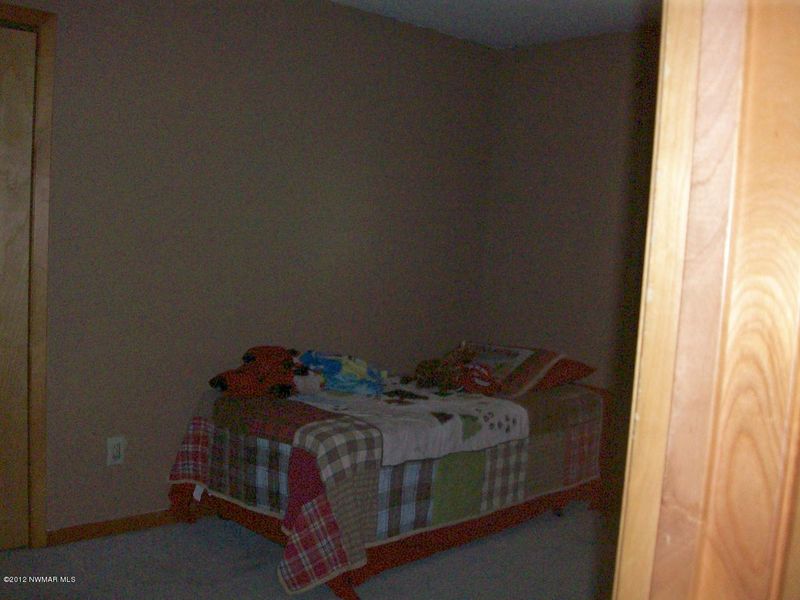 1226 Adelia Dr SE, Bemidji, MN 56601
