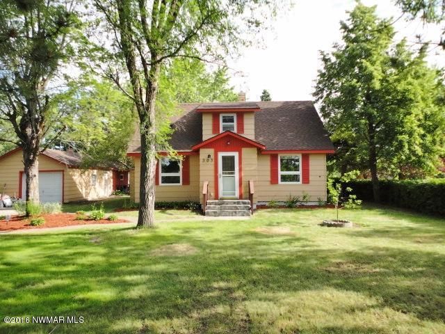 303 26th St NW, Bemidji, MN 56601
